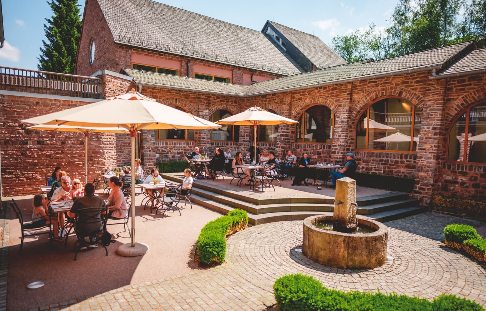 Nature-oriented monastery hotel in the Hunsrück