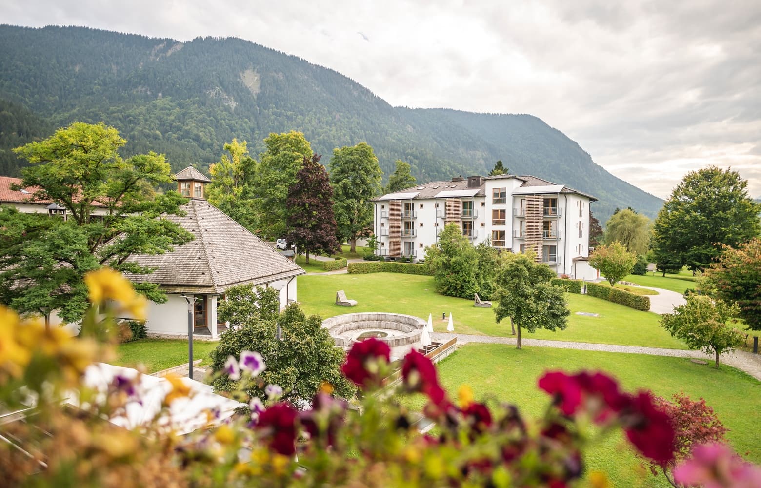 Award-winning conference hotel with a view of the Zugspitze